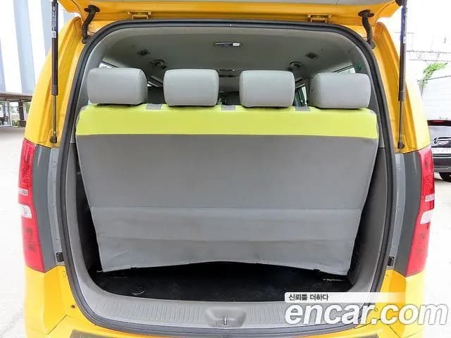 Hyundai Starex School Bus