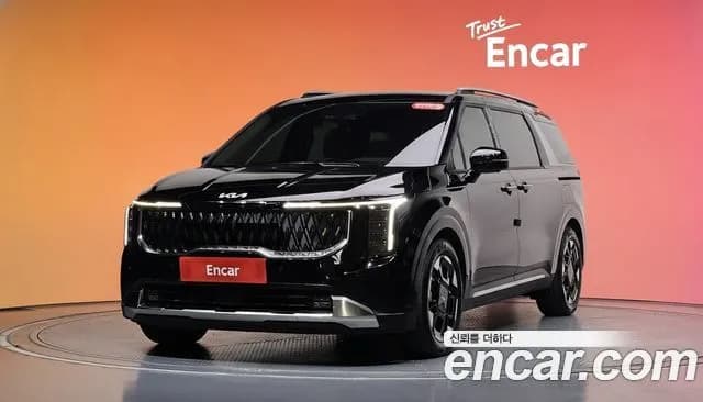 Kia Canival Gasoline 9-Seater Signature