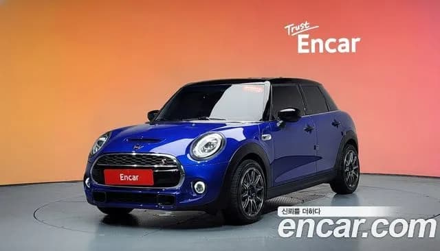 Mini Cooper 5Door HIGH