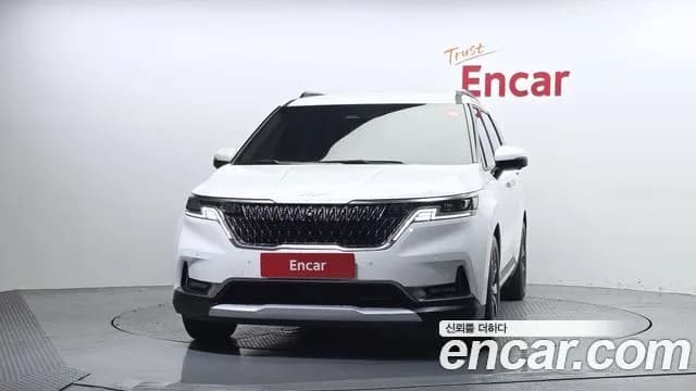 Kia Canival 9-Seater Noblesse