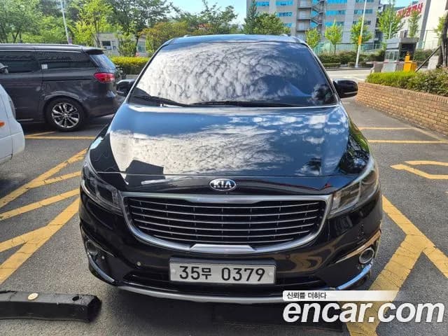 Kia Canival 9-seater Prestige
