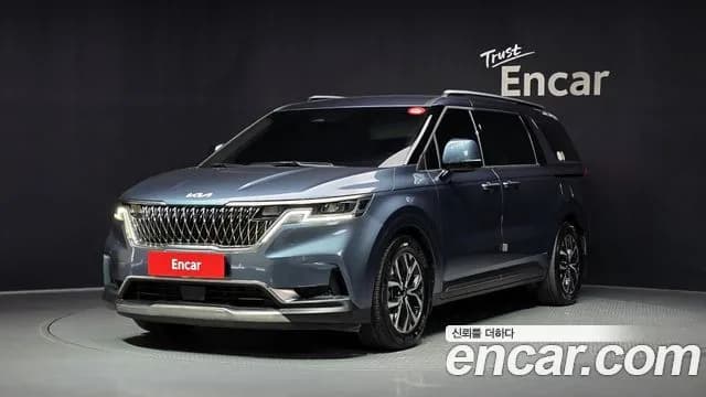 Kia Canival 11-Seater Noblesse