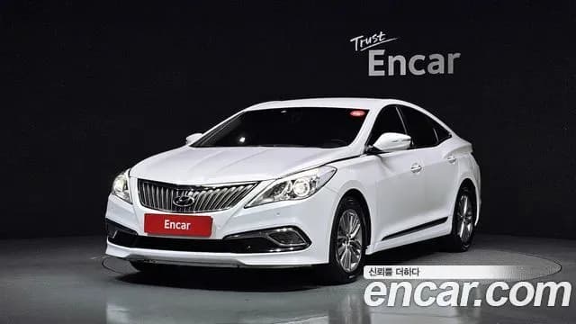 Hyundai Grandeur HG240 Modern