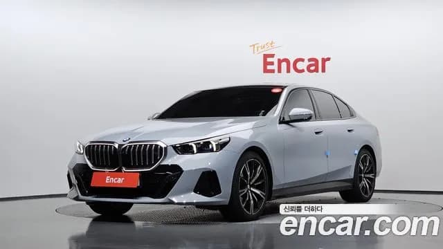 BMW 5-Series 530i xDrive M Sport