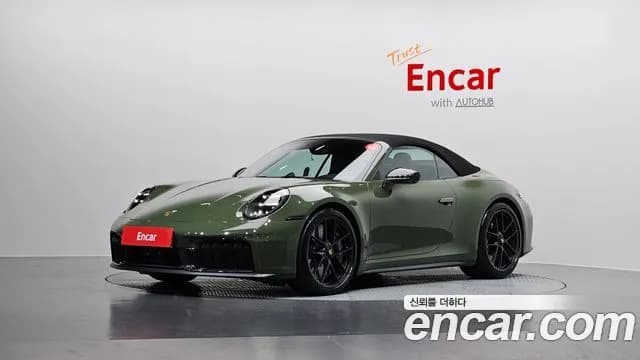 Porsche 911 Carrera 4 GTS Cabriolet
