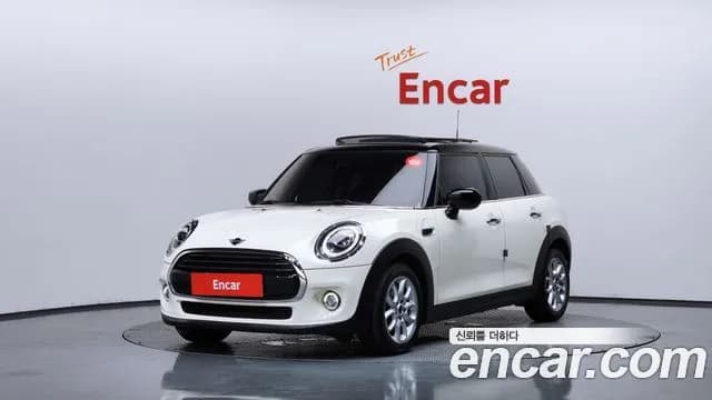 Mini Cooper 5Door HIGH