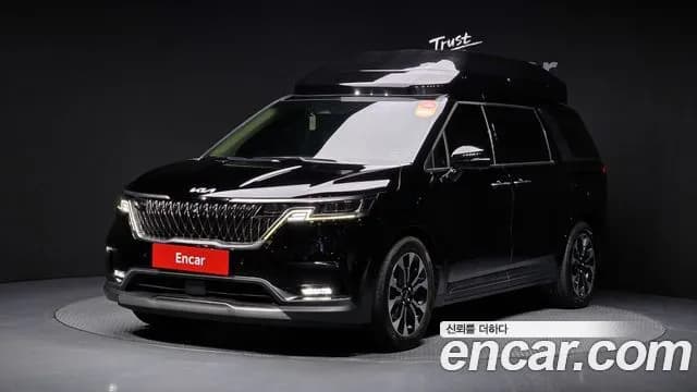 Kia Canival 9-Seater Noblesse