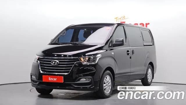 Hyundai Starex Van 5-Seater