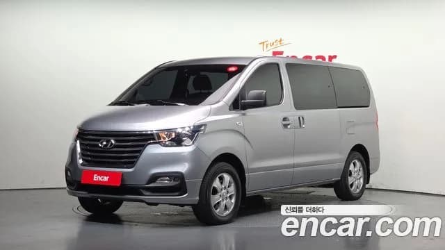 Hyundai Starex 4WD Wagon 11-Seater