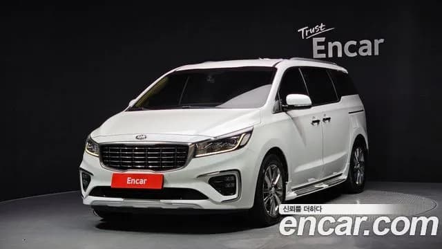 Kia Canival 9-Seater Noblesse