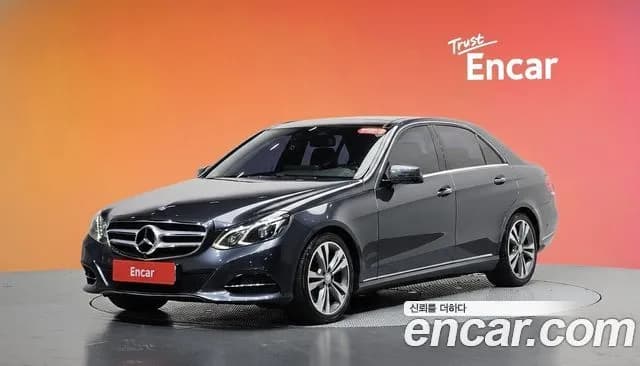 Mercedes-Benz E-Class E300 4MATIC Avantgarde