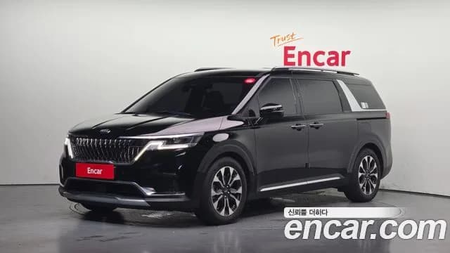 Kia Canival Gasoline 7-Seater Signature