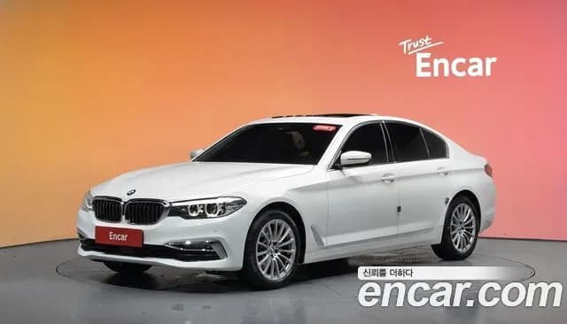 BMW 5-Series 520i Luxury