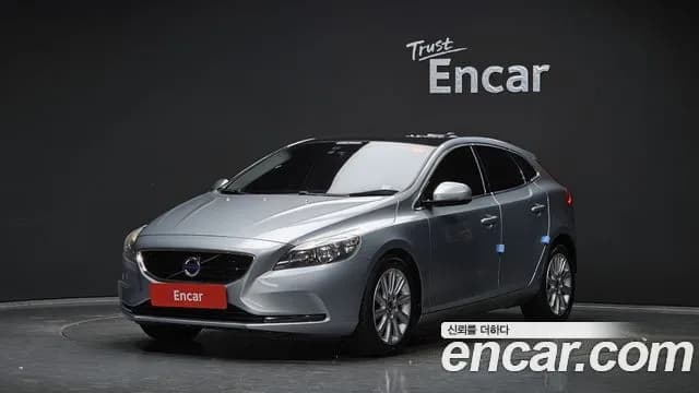 Volvo V40 D2