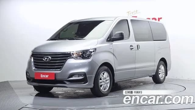 Hyundai Starex Van 3-Seater