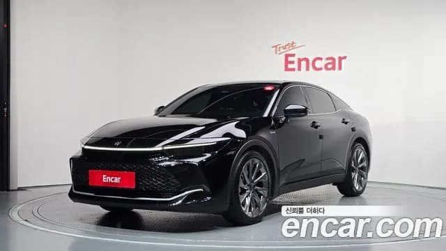 Toyota Crown 2.5 4WD Hybrid