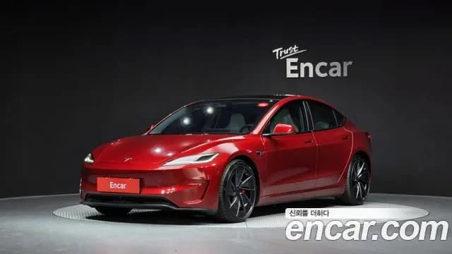 Tesla Model 3 Performance AWD