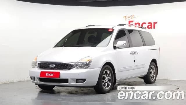 Kia Canival Grand Carnival GLX