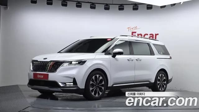 Kia Canival 9-Seater Signature
