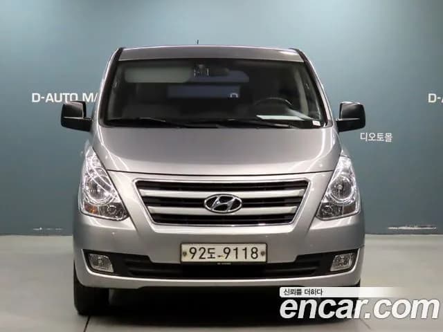 Hyundai Starex 5-Seater VAN