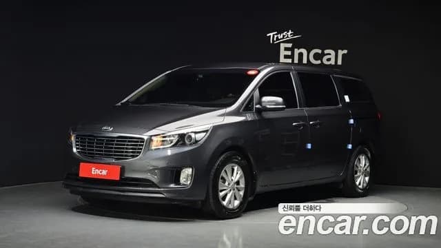 Kia Canival 11-seater Deluxe