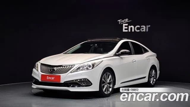 Hyundai Grandeur HG240 Modern