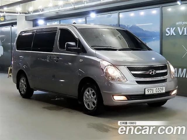 Hyundai Starex 3-Seater VAN