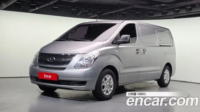 Hyundai Starex 3-Seater VAN
