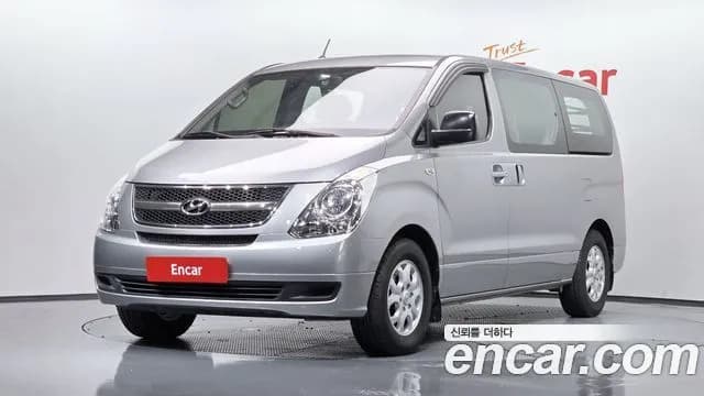Hyundai Starex 5-Seater VAN
