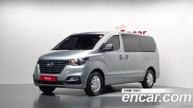 Hyundai Starex Van 3-Seater