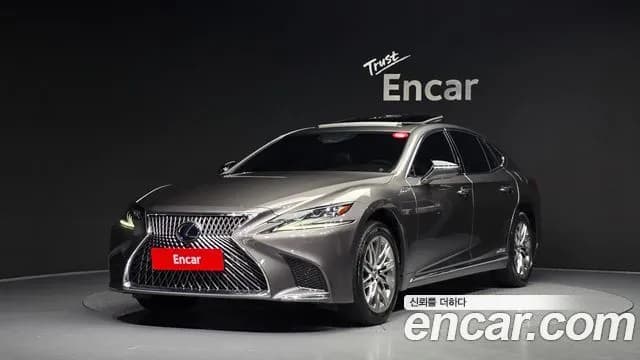 Lexus LS 3.5 Luxury AWD