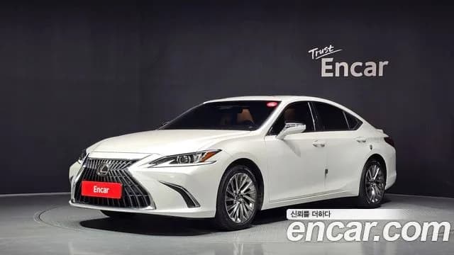 Lexus ES Luxury Plus