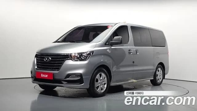 Hyundai Starex Wagon 11-Seater