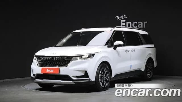 Kia Canival 9-Seater Prestige