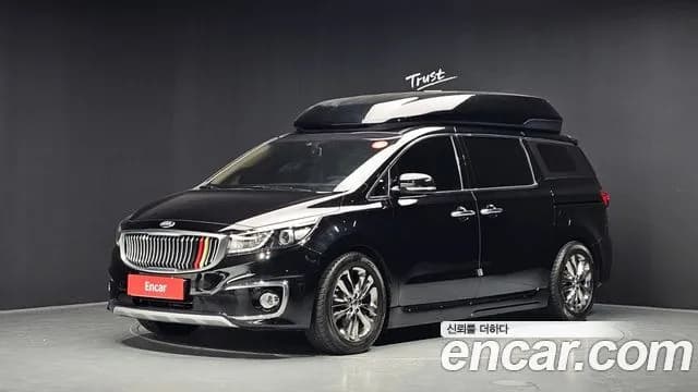 Kia Canival Gasoline 9-seater Hi-Limousine
