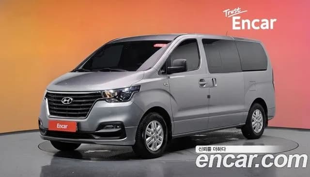 Hyundai Starex Van 5-Seater