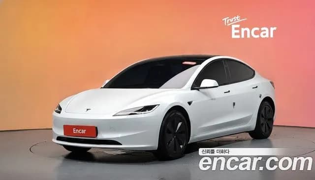 Tesla Model 3 RWD