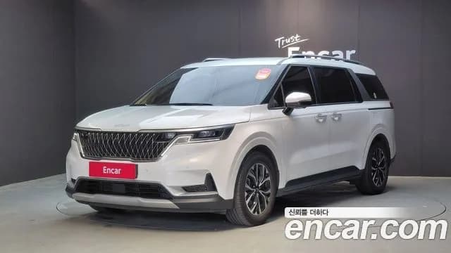 Kia Canival 9-Seater Prestige