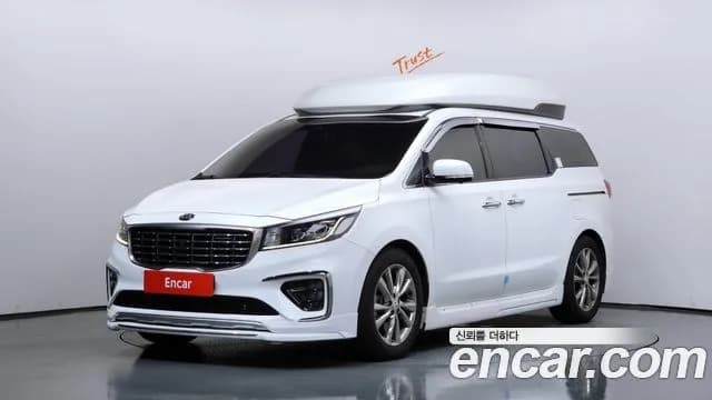 Kia Canival 9-Seater Hi-Limousine