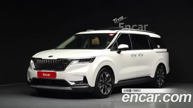 Kia Canival 9-Seater Signature