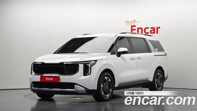Kia Canival HEV 9 seater Prestige