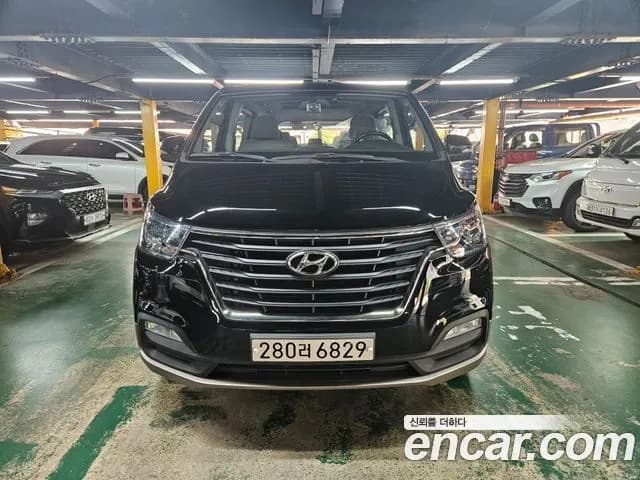 Hyundai Starex Urban 9-Seater