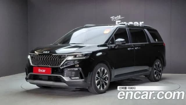 Kia Canival 9-Seater Prestige