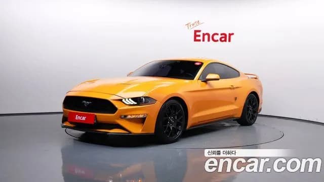 Ford Mustang Coupe