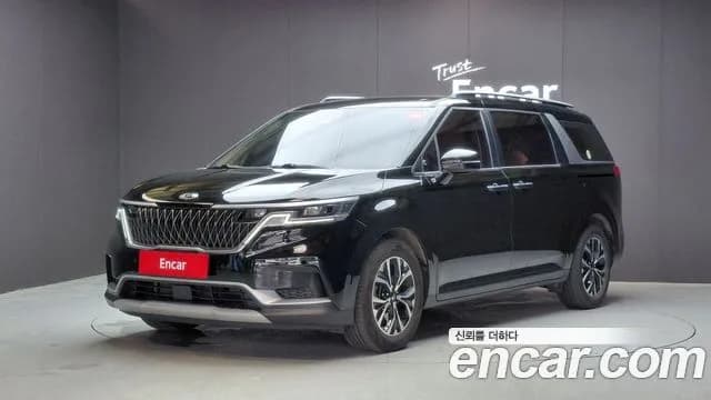 Kia Canival 9-Seater Prestige