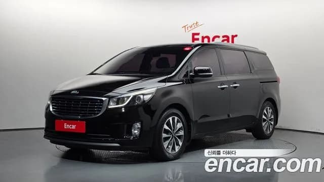 Kia Canival 11-seater Luxury
