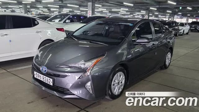 Toyota Prius 1.8 E