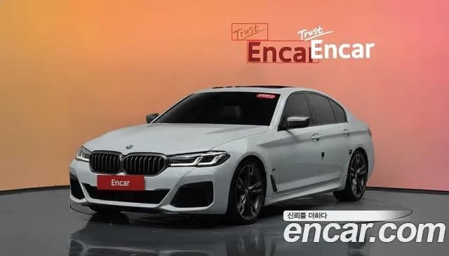 BMW 5-Series M550i xDrive