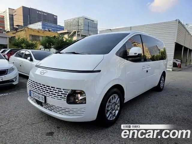 Hyundai Staria Tourer 9-Seater