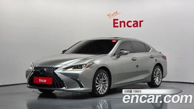 Lexus ES Luxury Plus